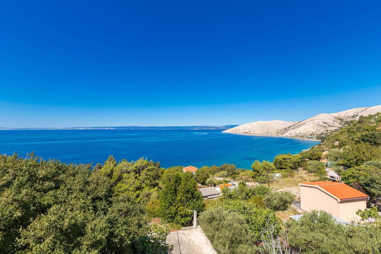 Private Accommodation Stara Baška Екстериор снимка