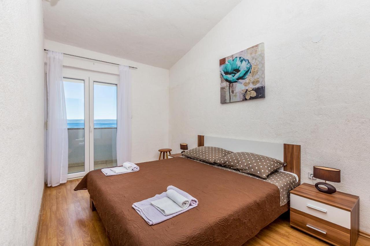 Private Accommodation Stara Baška Екстериор снимка